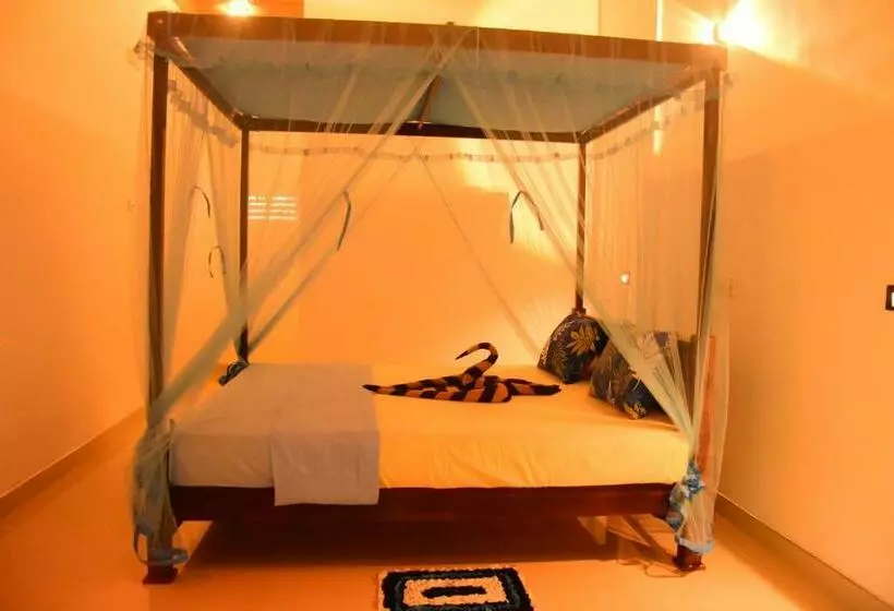 Majatalo Kuma Safari Lodge