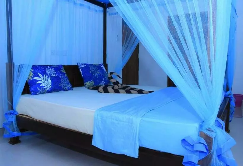 Majatalo Kuma Safari Lodge