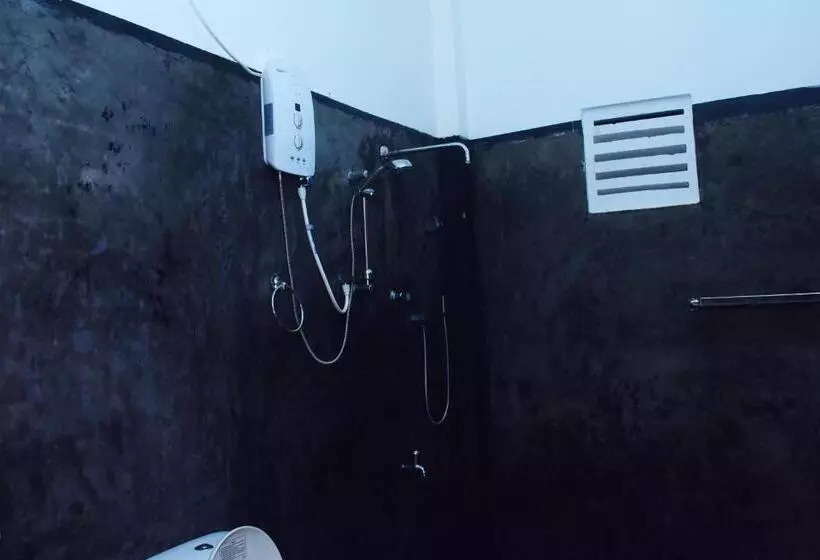 Majatalo Kuma Safari Lodge