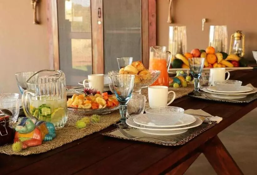 ペンション Ngalali Retreat