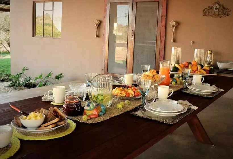 ペンション Ngalali Retreat