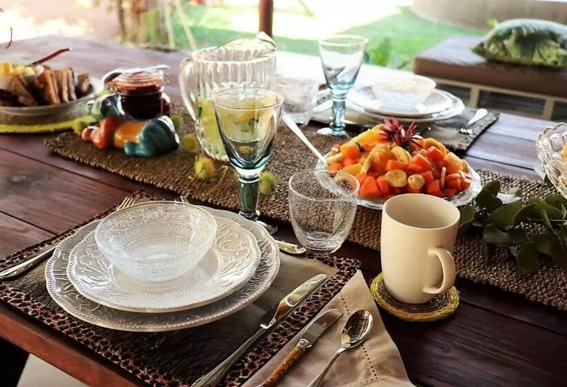 ペンション Ngalali Retreat