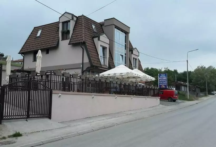 ペンション Prenoćište I Restoran Ihthis