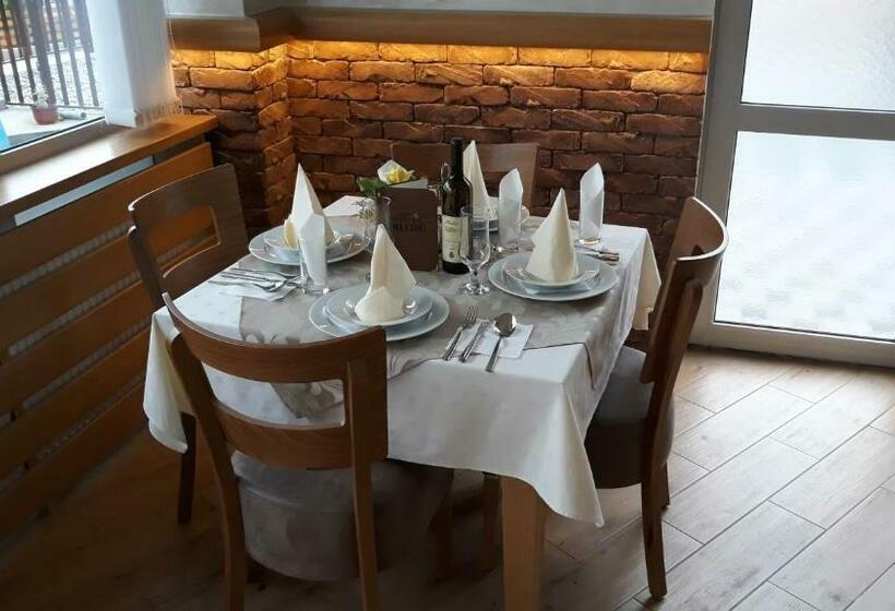 پانسیون Prenoćište I Restoran Ihthis