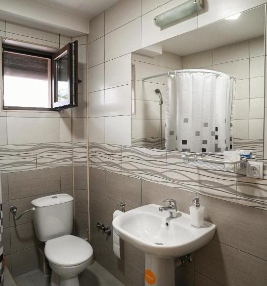 پانسیون Prenoćište I Restoran Ihthis