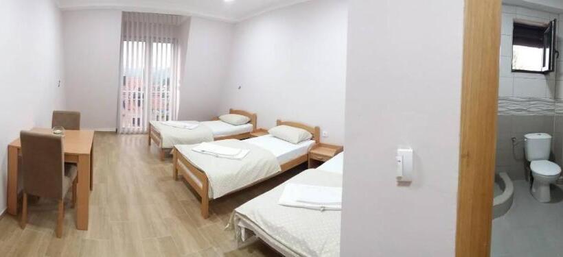 پانسیون Prenoćište I Restoran Ihthis