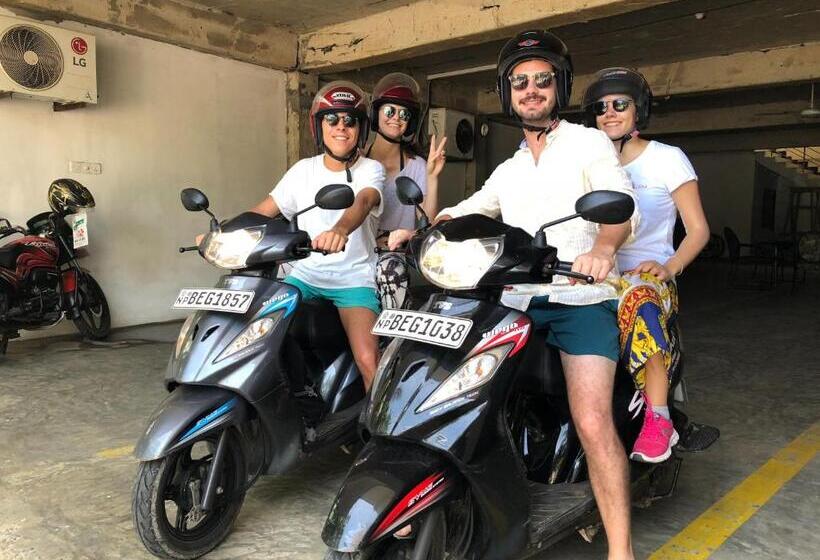 پانسیون Senthil Complex