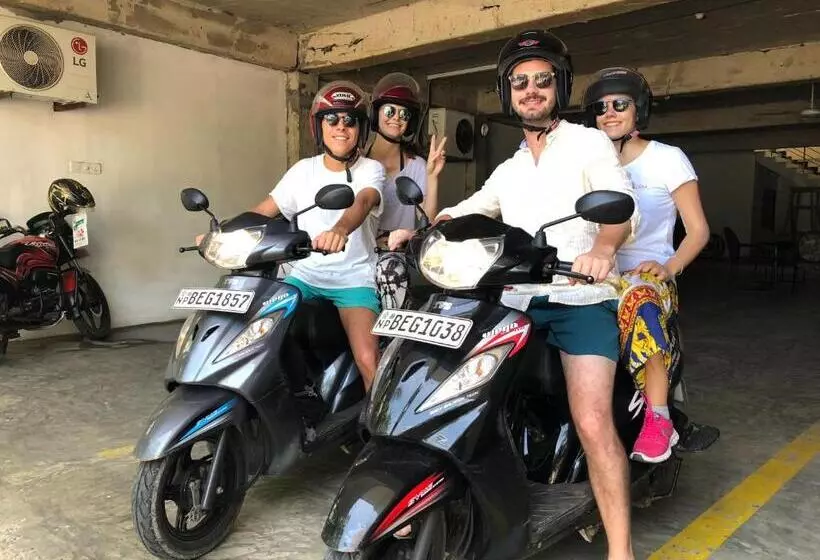 ペンション Senthil Complex