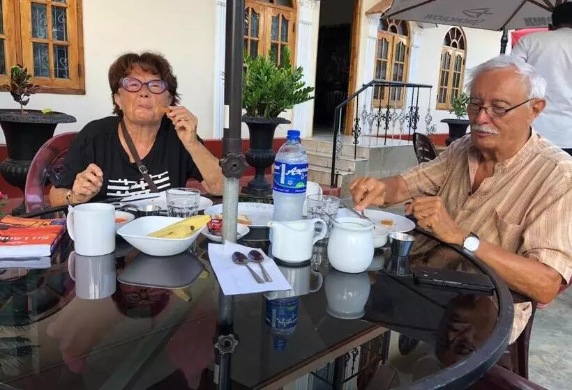 ペンション Senthil Complex