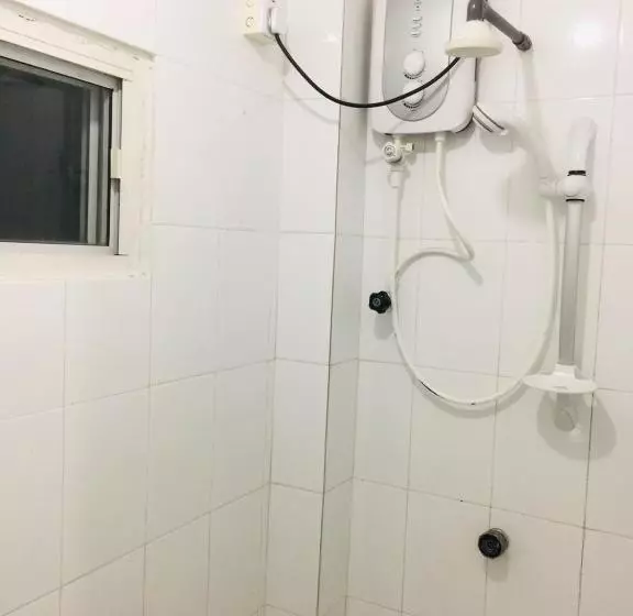 ペンション Senthil Complex