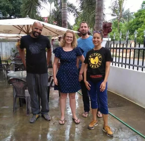 ペンション Senthil Complex