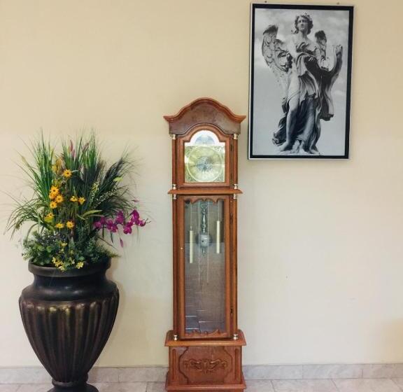 پانسیون Senthil Complex