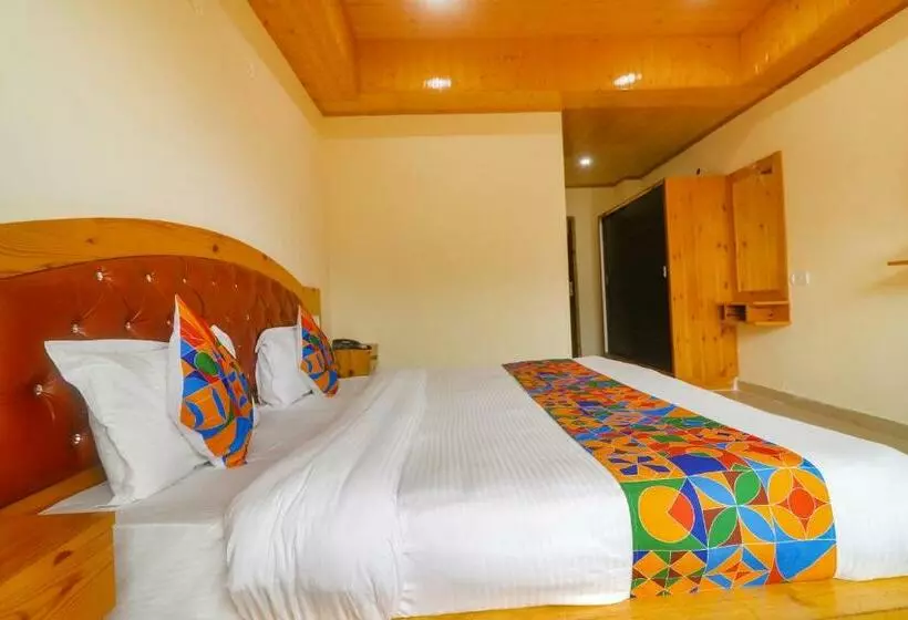 Fabhotel Castle Rock
