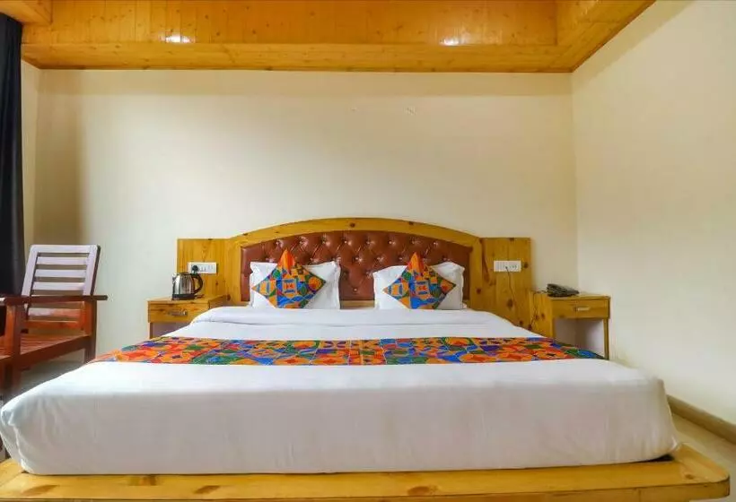 Fabhotel Castle Rock