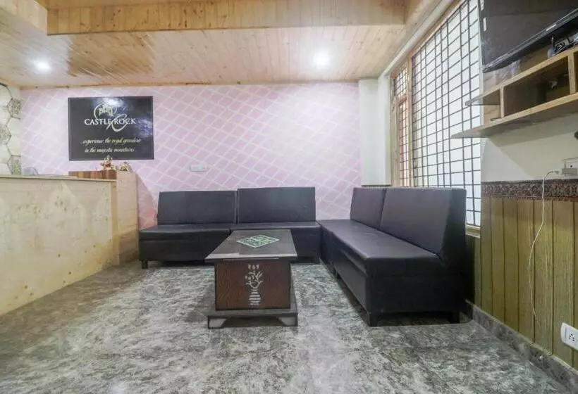 Fabhotel Castle Rock