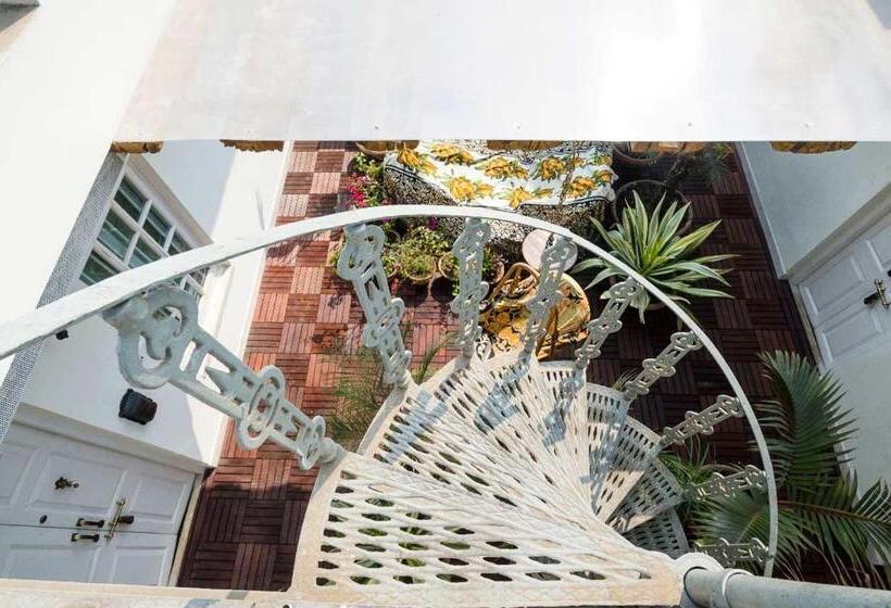 호텔 The Corner Courtyard