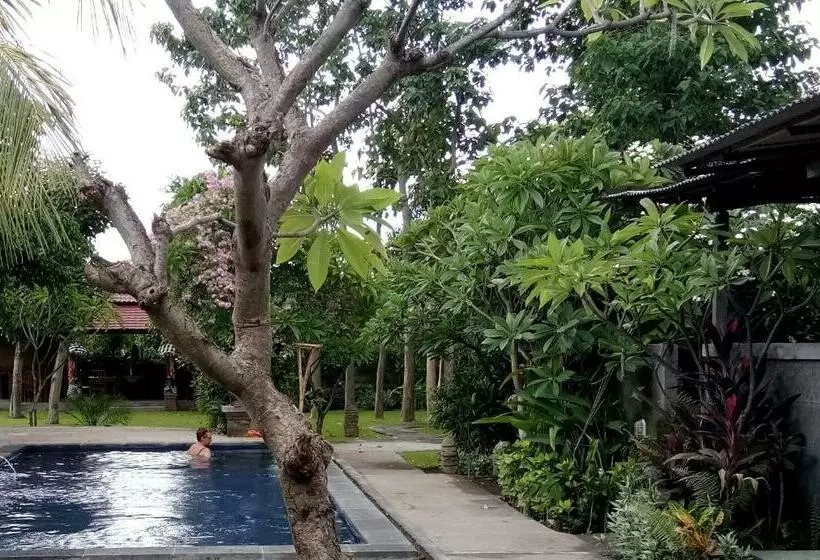 پانسیون Van Karning Bungalow