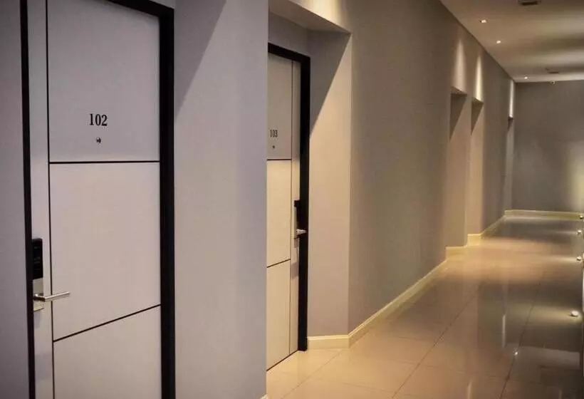 هتل Ban Nai Amphoe