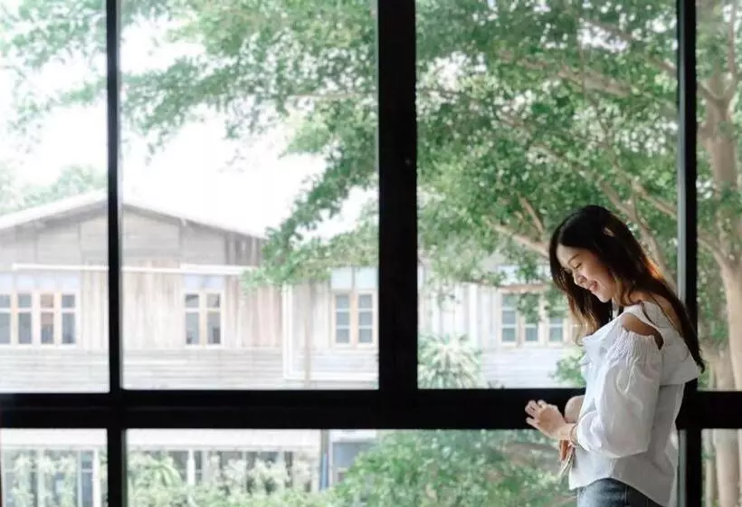 هتل Ban Nai Amphoe