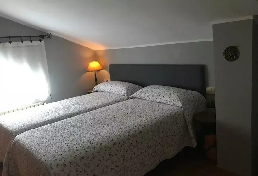 Apartamentos Turísticos Les Piperes