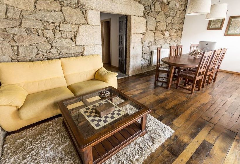 Casa Grande De Cristosende