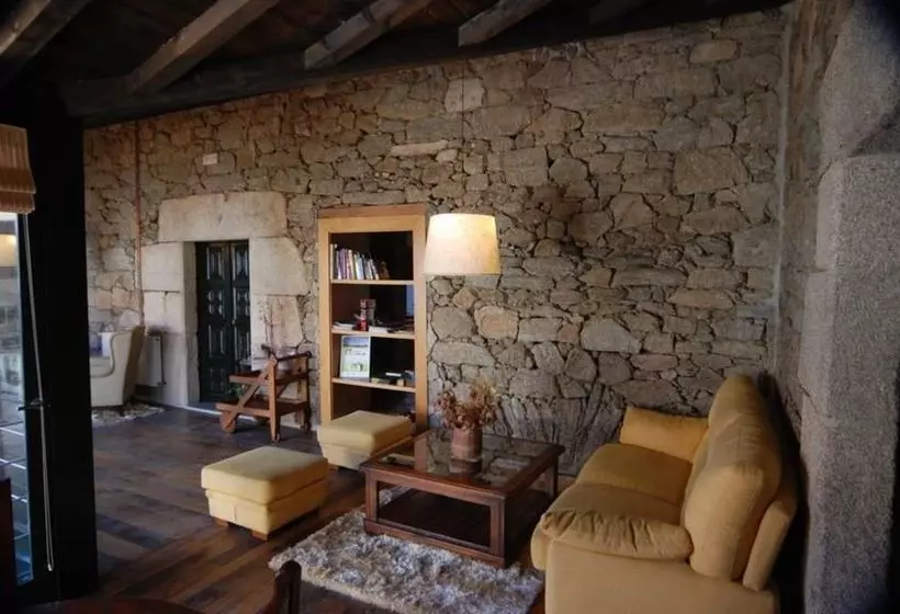 Casa Grande De Cristosende