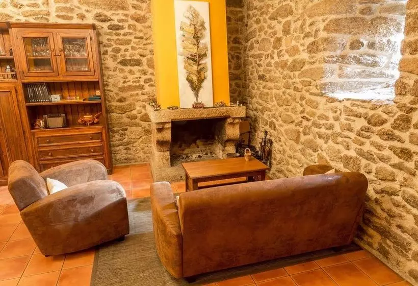 Casa Grande De Cristosende