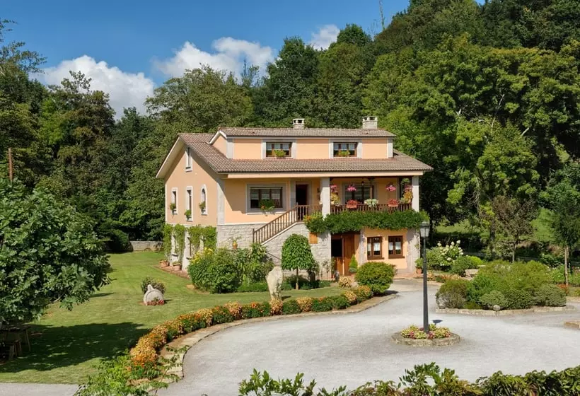 Casa Rural Santu Colás