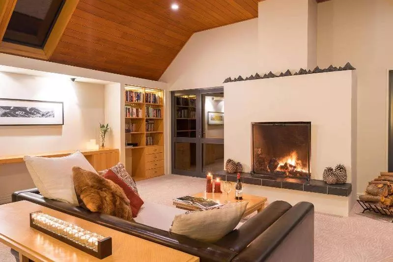 בית מלון כפרי Azur Lodge