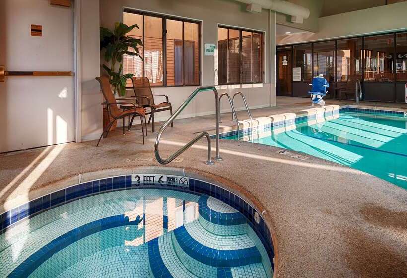 בית מלון כפרי Best Western Dunkirk & Fredonia Inn