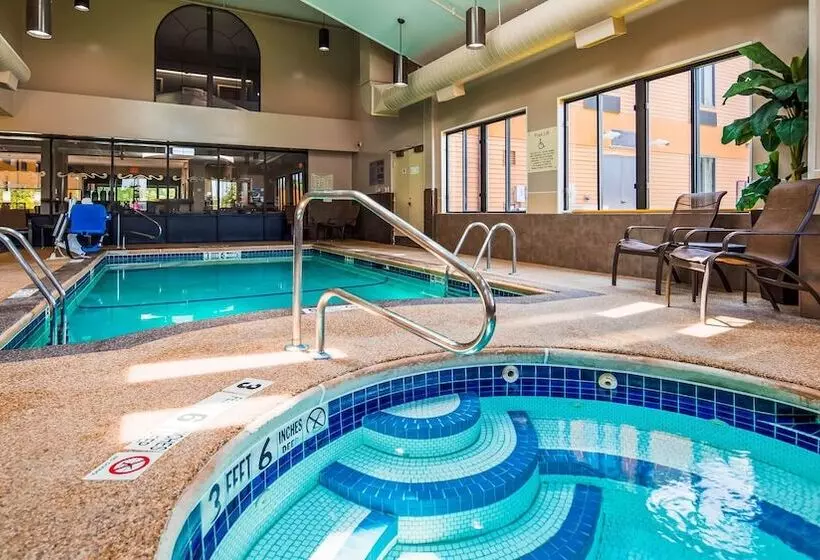 Hotelli Best Western Dunkirk & Fredonia Inn