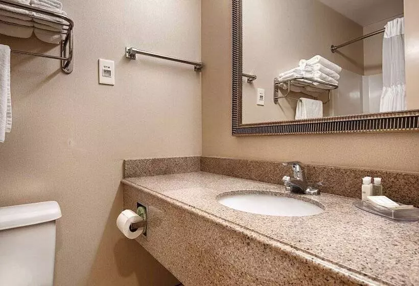 Hotelli Best Western Dunkirk & Fredonia Inn