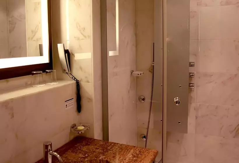 هتل Best Western Premier Montenegro