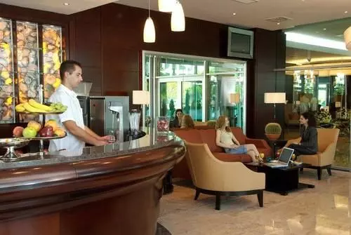 هتل Best Western Premier Montenegro