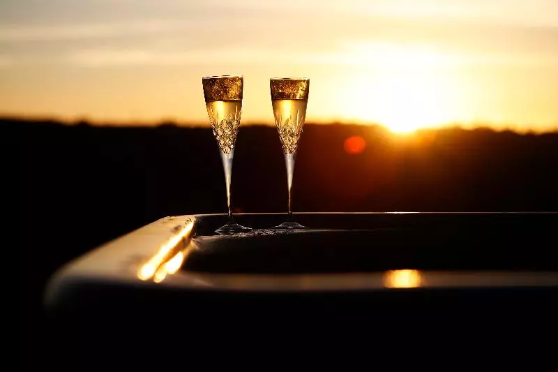 Отель Birds Ferry Lodge