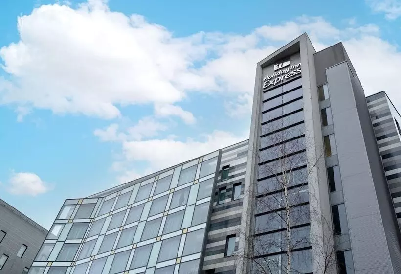 هتل Holiday Inn Express Manchester City Centre Arena, An Ihg