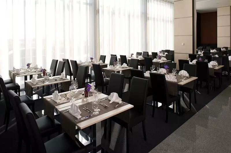 酒店 Pannonia Tower