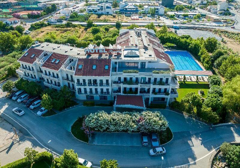 בית מלון כפרי President Solin