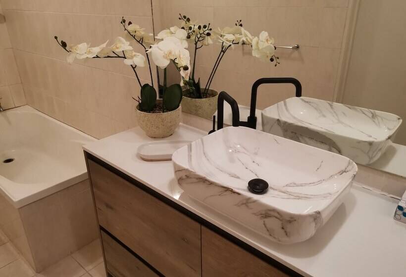 Отель Pukaki Holiday Apartments