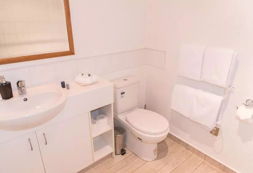 בית מלון כפרי Queenstown House Bed & Breakfast And Apartments