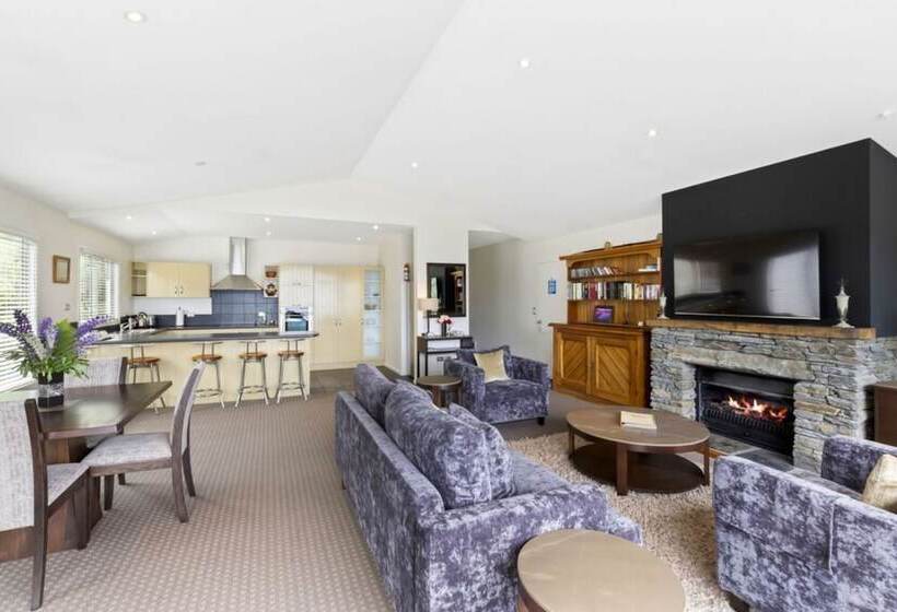 בית מלון כפרי Queenstown House Bed & Breakfast And Apartments