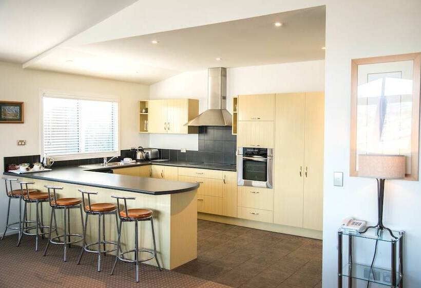 בית מלון כפרי Queenstown House Bed & Breakfast And Apartments