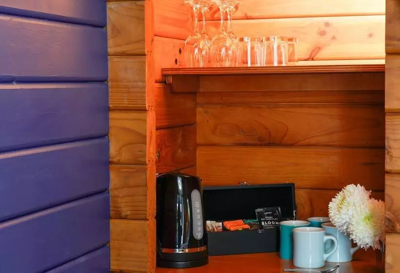 هتل The Portage Resort