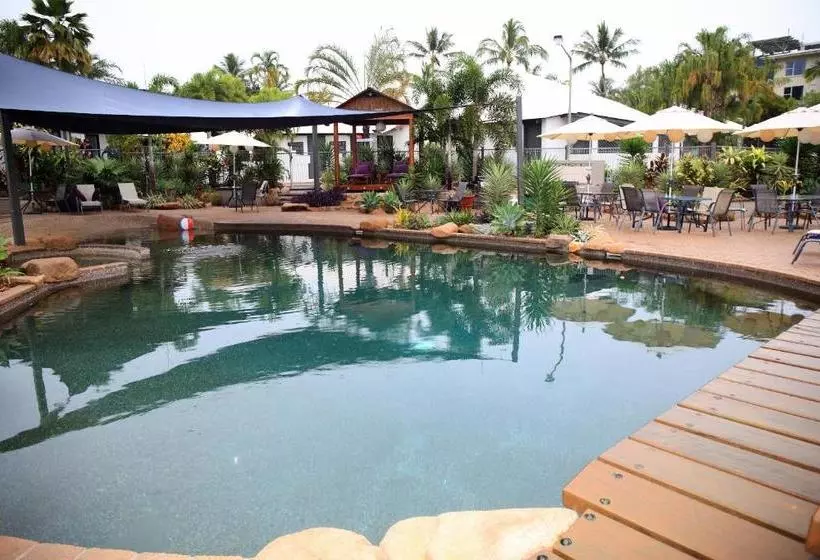 Island Leisure Resort