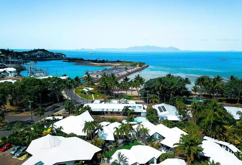 Island Leisure Resort