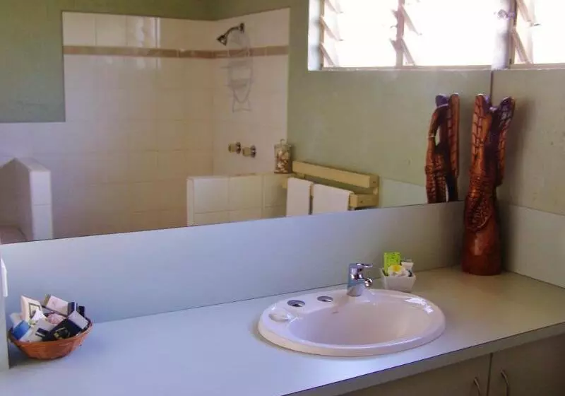 Island Leisure Resort