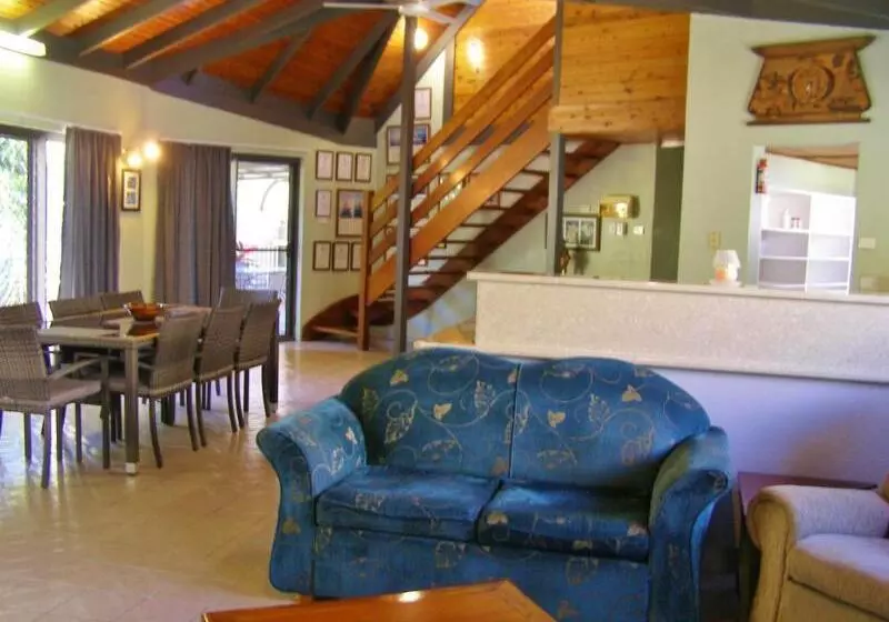 Island Leisure Resort