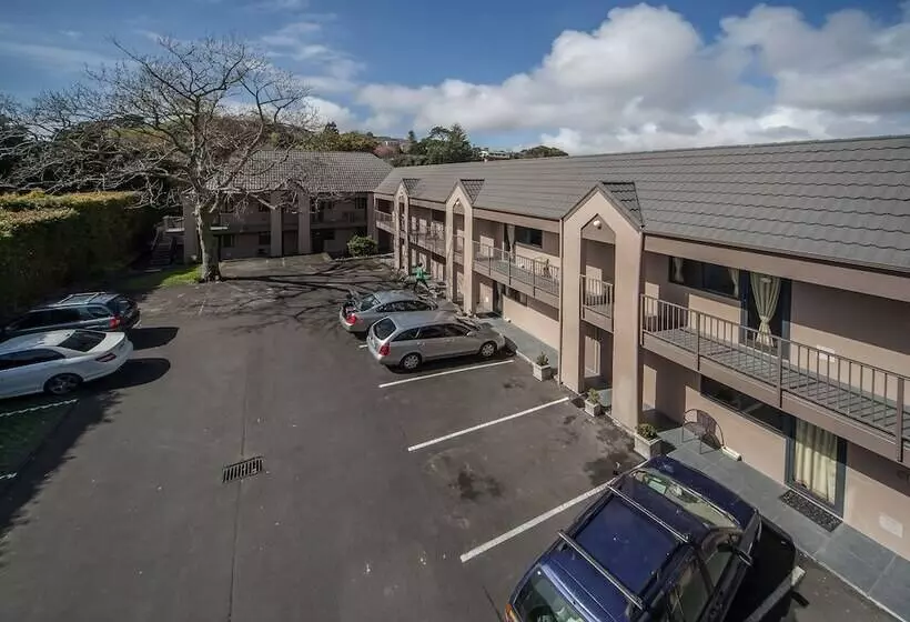 Motel The Haven Newmarket Suites