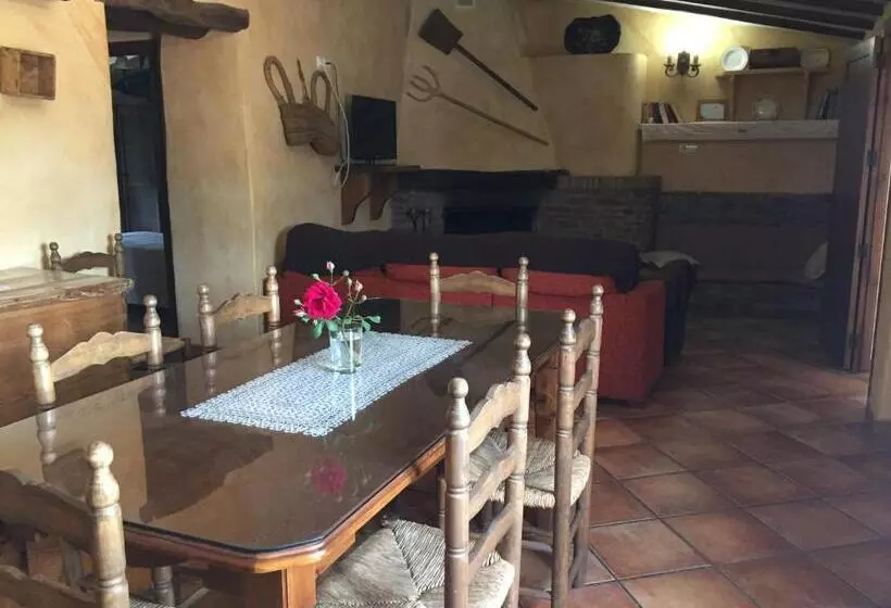 Reul Alto Cortijos Rurales