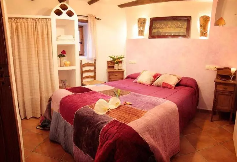 Reul Alto Cortijos Rurales